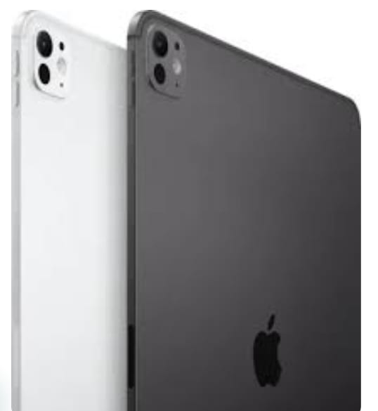 Apple iPad Pro 11-inch (M4) 256GB Wi-Fi + Cellular, Space Black alternate view